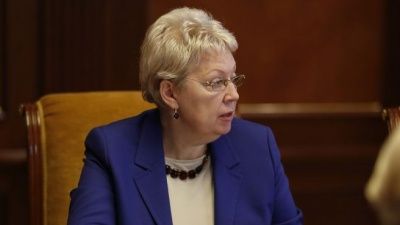 Ольга Васильева подписала приказ по формированию и введению национальной системы учительского роста.